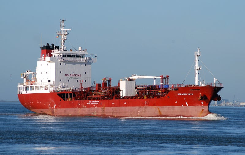 Έκρηξη σε πλοίο ανοιχτά της Σομαλίας